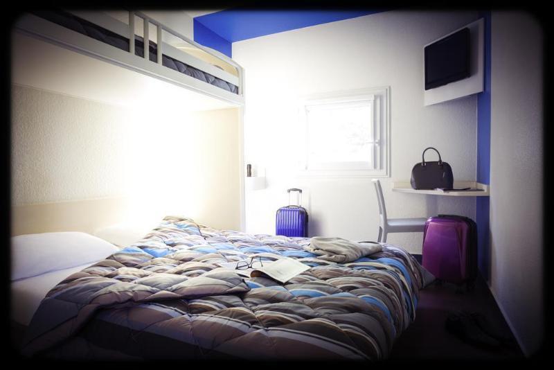 Hotelf1 Lyon Sud Oullins Renove Bagian luar foto